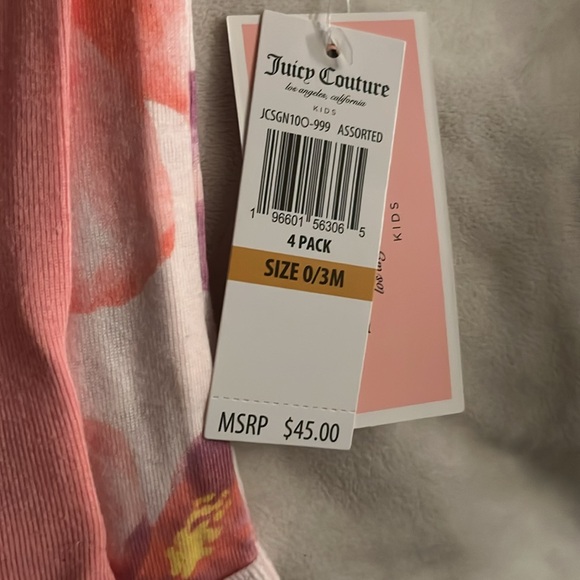 Juicy Couture Onesies 0-3m - Picture 6 of 6